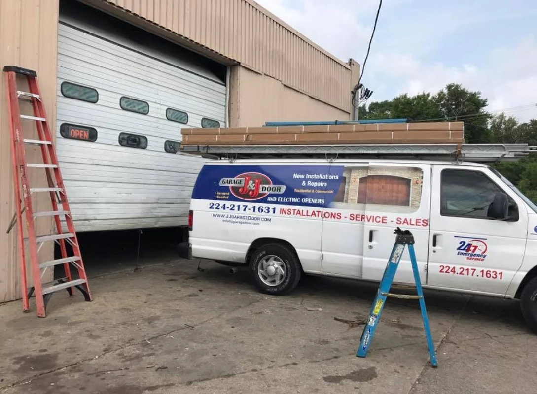 Garage Door Repair Services@1x Garage Door Repair Services@1x
