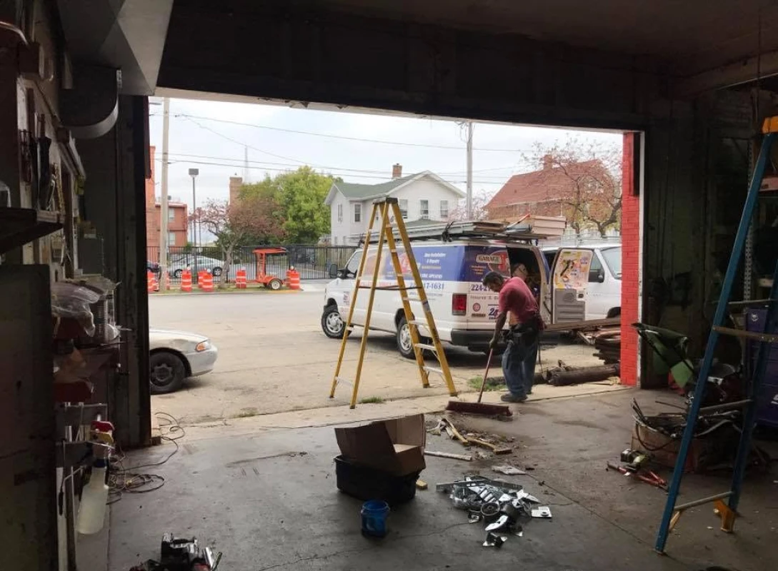 Garage Door Replacement Services@1x